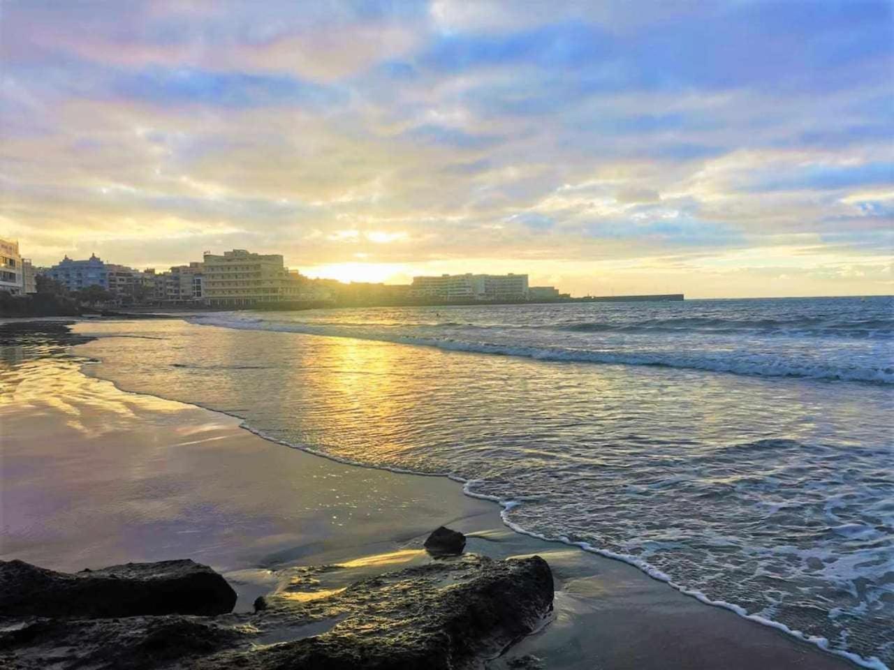 Apartamento Rentenerife Sand & Sea El Medano ภายนอก รูปภาพ