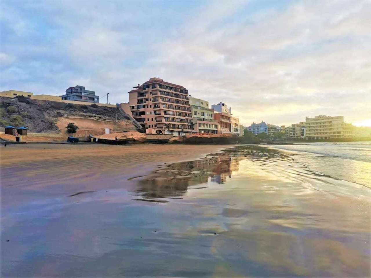Apartamento Rentenerife Sand & Sea El Medano ภายนอก รูปภาพ